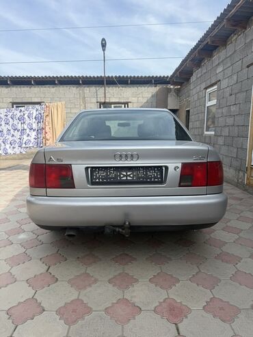 дом на колеса: Audi A6: 1995 г., 2 л, Механика, Бензин, Седан