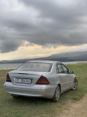 машина кузов: Mercedes-Benz C-Class: 2001 г., 2 л, Автомат, Бензин, Седан — 3