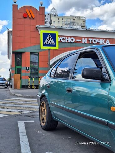 голф 4 1998: Toyota Corolla: 1998 г., 1.3 л, Автомат, Бензин, Хэтчбэк