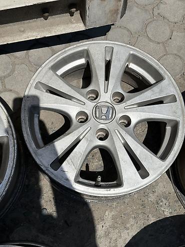 15 disk type 1: Литые Диски R 15 Honda, Комплект, отверстий - 5, Б/у — 2