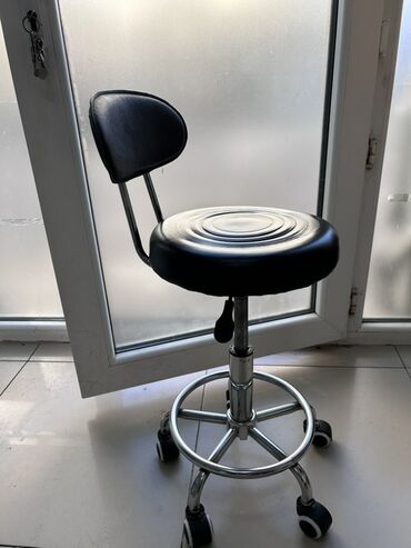 регулируемые ножки для стола: Təkərli hündürlüyü tənzimlənən stul - Material: xrom-metaldan karkas