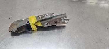 mini kompresor 220v cena: MAKAZE ZA HAUBU ZA VOLKSWAGEN GOLF 7 - 5G0823302B | Makaze za haubu — 2