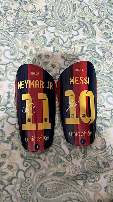 Футбольные щитки FC Barcelona с принтами Неймара и Месси - Комплект