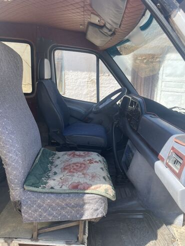 Легкий грузовой транспорт: Легкий грузовик, Mercedes-Benz, Дубль, Б/у — 4