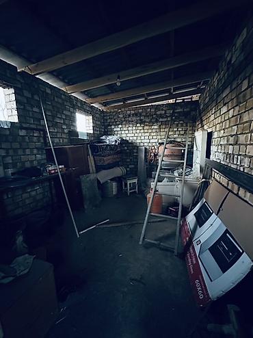 Продажа коттеджей и домов: Срочно продаётся добротный дом 3 комнат Цена 69500$ Г образный участок — 10