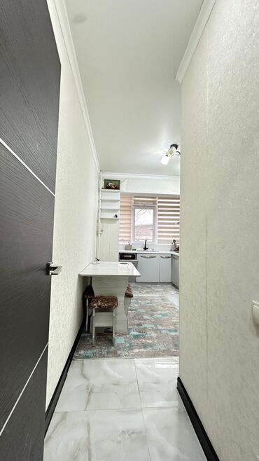 Продажа квартир: 4 комнаты, 102 м², 1 этаж — 16