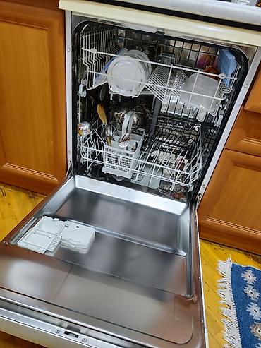 Посудомоечные машины: Посудомойка Beko, Полногабаритная (60 см), Встраиваемая, Б/у — 3