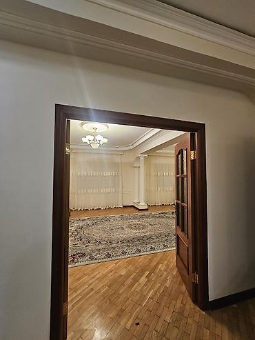 badamdar kiraye ev: 6-cı mikrorayon, 4 otaqlı, Yeni tikili, m. Azadlıq Prospekti, 150 kv. m — 8