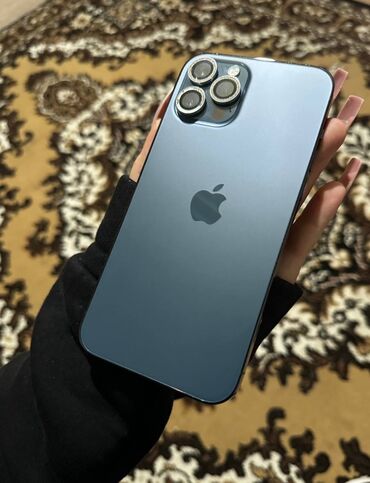 iphone оригинал: IPhone 12 Pro Max, Колдонулган, 256 ГБ, Көк, Коргоочу айнек, 100 %