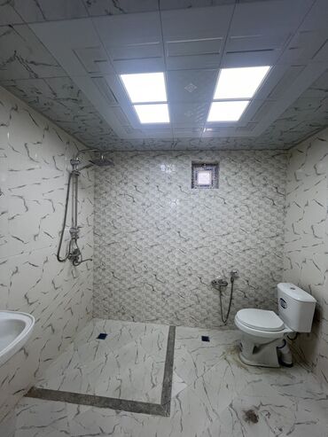 Həyət evləri və villaların satışı: 6 otaqlı, 250 kv. m — 12