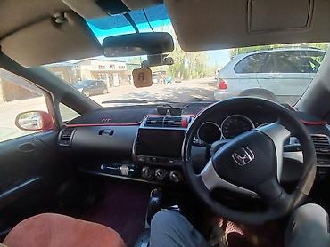 Honda: Honda Fit: 2002 г., 1.3 л, Автомат, Бензин, Хэтчбэк — 11