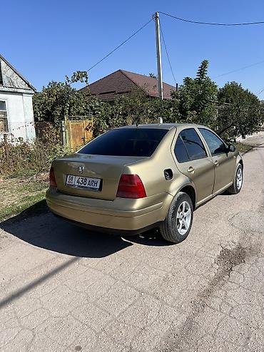 Volkswagen: Volkswagen Bora: 2003 г., 2 л, Механика, Бензин, Седан — 4