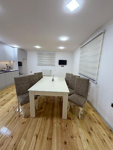 Digər mebel: RumiMasa dəsti, masa açılır 6ədəd stul satılır 200₼. Ünvan İnşaatçılar — 1