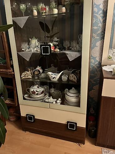 Оборудование для бизнеса: Стеклянная витрина-шкаф, Б/у, Платная доставка, Самовывоз — 4