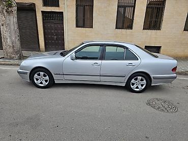 bmw 320 1996: Mercedes-Benz E 220: 2.2 l | 2001 il Sedan — 9