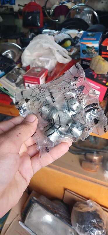 Velosiped ehtiyyat hissələri: Məhsul: Velosiped ehtiyat hissələri və aksesuarları Təsvir: - — 32