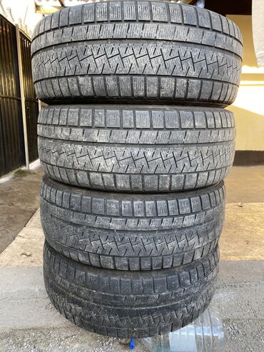 Шины: Шины 215 / 55 / R 17, Зима, Б/у, Комплект, Легковые, Китай, Pirelli