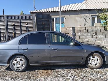 нонда спайк: Honda Civic: 2005 г., Механика, Бензин, Седан — 4