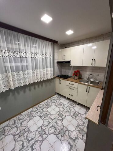 Köhnə tikili: Bakı, 2 otaqlı, Köhnə tikili, m. Neftçilər, 33 kv. m -da lalafo.az — 7 Köhnə tikili: Bakı, 2 otaqlı, Köhnə tikili, m. Neftçilər, 33 kv. m — 7