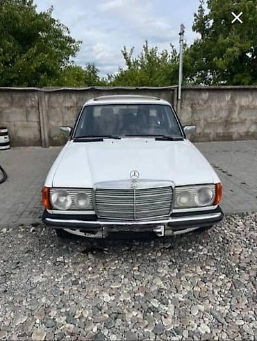 на мерс 123: Mercedes-Benz W123: 1982 г., Автомат — 1