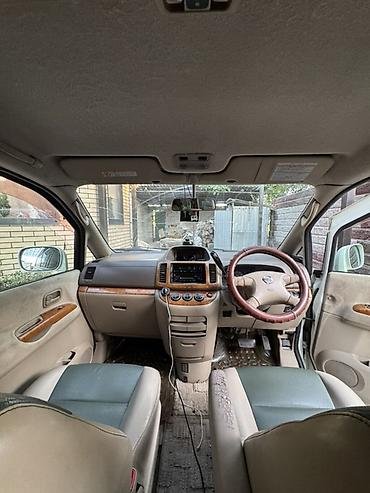 Транспорт: Nissan Serena: 2003 г., 2 л, Автомат, Газ, Минивэн — 7