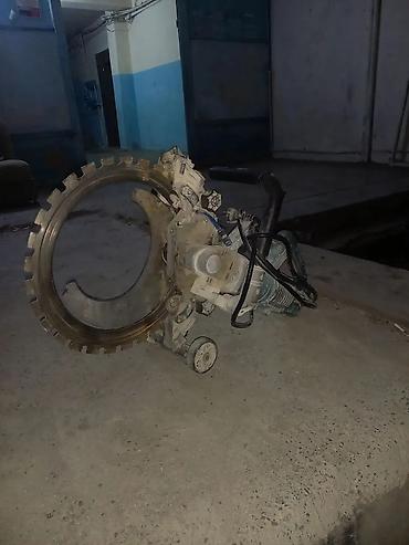 taxta kesen makina: Beton kəsmə aparatı - Güclü elektrik mühərrikli disk kəsici - Böyük — 2