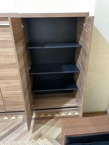 Ofis dəst mebeli: Ofis Mebel Dəsti - TƏCİLİ SATILIR Daxildir: - Rəhbər masası (1 ədəd) — 6