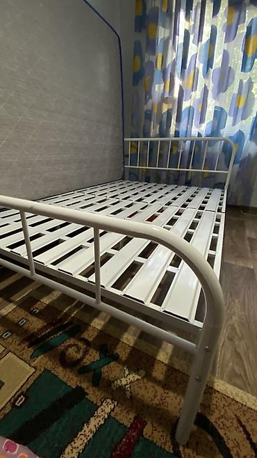 Кровати: Металлическая кровать с матрасом, б/у, пользовались пол года, продаем — 4