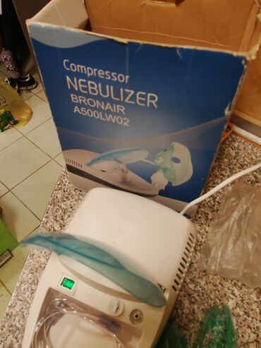 Inhalatori, nebulizatori: Inhalator kompresorski Nebulizer dobar ispravan sa 2 maske. U svojoj — 2