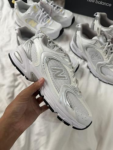 келме сумка: Кроссовкалар, 37.5, New Balance, Жаңы, түсү - Күмүш, Акылуу жеткирүү, Өзү алып кетүү — 3
