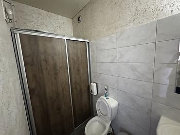 сдается офис: Аренда офисов, 96 м², В жилом комплексе, 1 линия — 9