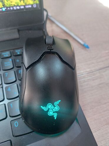 Mauslar: Razer Viper mini orijinal. 3 ay əvvəl alınıb təqribi 45 saat