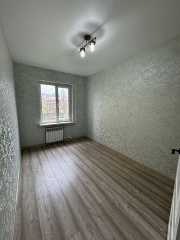 нижный джал квартира: 3 комнаты, 65 м²