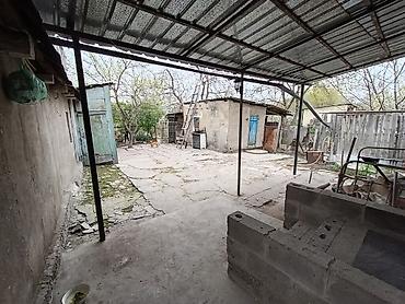 Продажа коттеджей и домов: Продается частный дом в районе аламединского рынка с участком 11 — 7