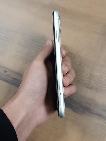 soyuducu 2 el: IPhone 11, Ağ, Qırıq — 2