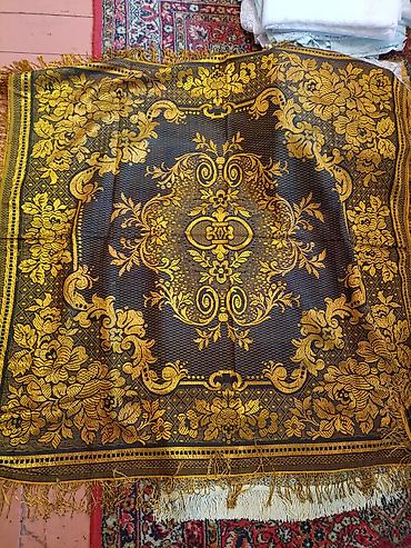 Комплекты постельного белья: В связи с отъездом продаю недорого постельное белье б/ у: наволочки-50 — 13