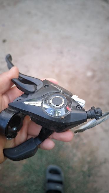 ловушка цепи: Манетка/шифтер Shimano 3-speed (передний) - Тип: триггерная манетка — 1