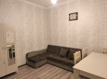 аренда квартиры в баку на месяц: Bayılda, dəniz mola yaxın, bulvara piyada 4 deqiqəlik, içəri şəhər