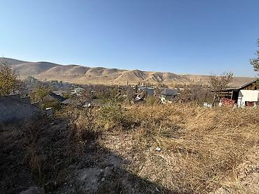Үйлөрдү сатуу: 🏔️🏠💫 В продаже дача в селе Беш Кунгей Площадь: 2.2 сотки Имеется 2-х — 10