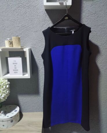 crna maxi haljina: M (EU 38), bоја - Crna, Oversize, Na bretele