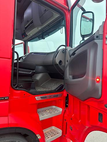 Тягачи: Тягач, DAF, Тентованный — 4