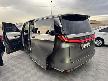 лексус ис: Lexus LM: 2025 г., 2.4 л, Автомат, Гибрид, Минивэн — 6