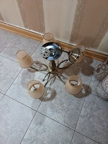 Vazalar: Çılçıraq, 5 lampa, Metal