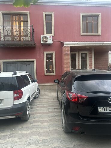 Həyət evləri və villaların satışı: 7 otaqlı, 200 kv. m, Kredit var, Yeni təmirli