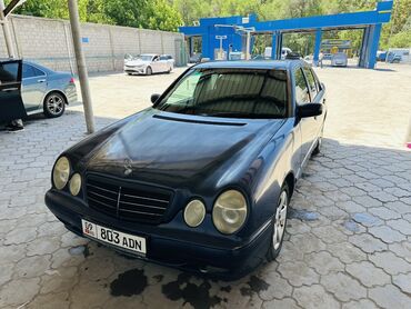 Mercedes-Benz: Mercedes-Benz E-Class: 1999 г., 2.4 л, Механика, Бензин, Седан