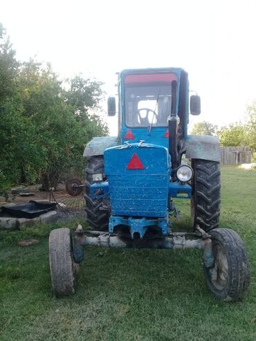 traktor mtz 80: Kənd təsərrüfatı maşınları