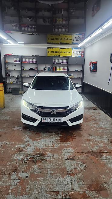 Honda: Honda Civic: 2017 г., 2 л, Вариатор, Бензин, Седан — 18