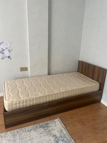 Yataq otağı dəstləri: ✅tekneferlik kravat satilir ✅150 azn. Bazalidi matras ortopedik Xetai