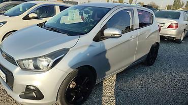фиат пунто: Chevrolet Spark: 2017 г., 1.2 л, Вариатор, Бензин, Хэтчбэк — 1