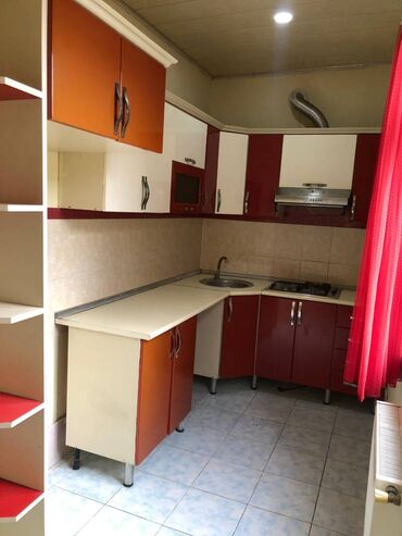 Uzunmüddətli kirayə evlər: Masazirda rahat markEte yaxin 3 otaq oddelni xozeykasiz heyet evi — 9